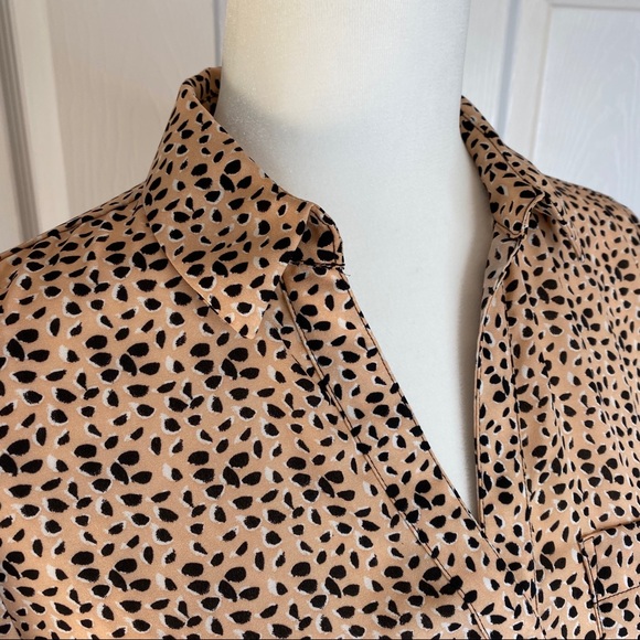 🔥SOLD🔥 The Limited Leopard Print Button Down Shirt Small - Picture 8 of 16